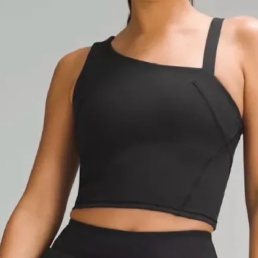 Lululemon Everlux Asymmetrical Tennis Tank Size 8